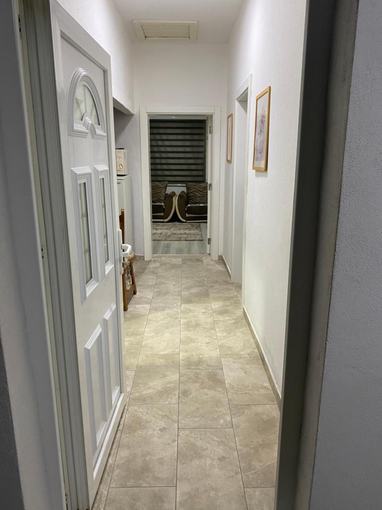 Ferienwohnung Shtepi Me Qira Ne Mitrovice Titova Mitrovica Exterior foto